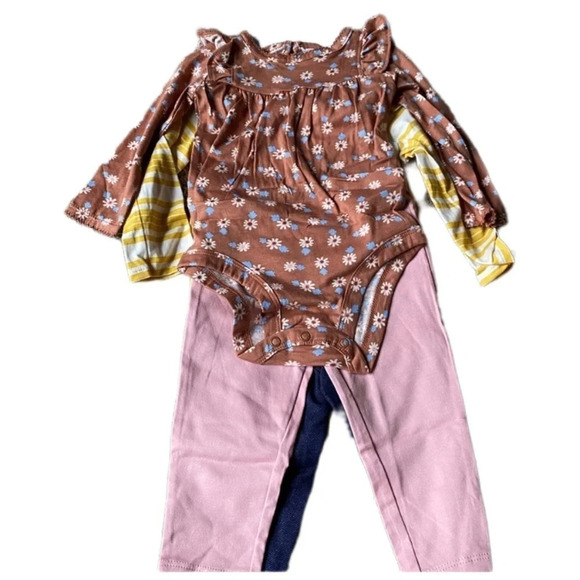 NWT Carter’s 9 month girls, four piece Spring floral sets - Picture 5 of 8